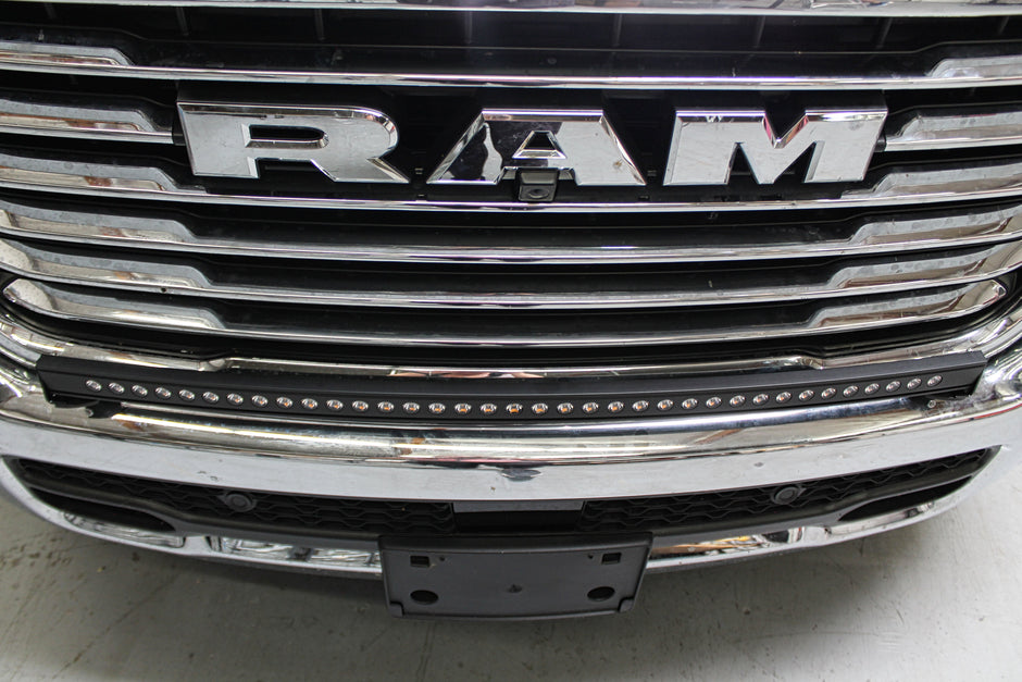 2025+ RAM 1500 40in Light Bar - Slim