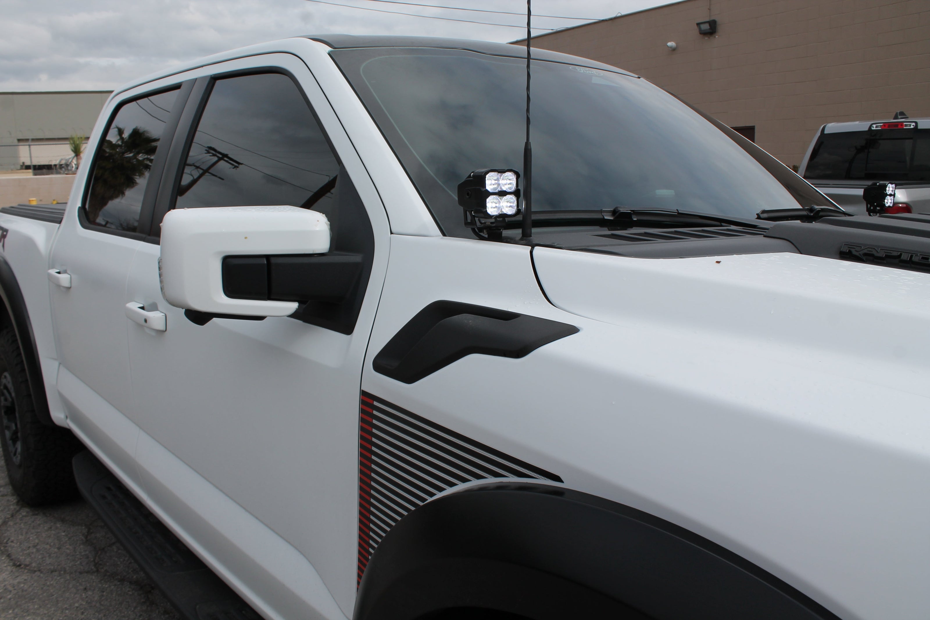 2024+ Ford Raptor Gen 3 Refresh Hood Mount/Ditch Lights - PRO