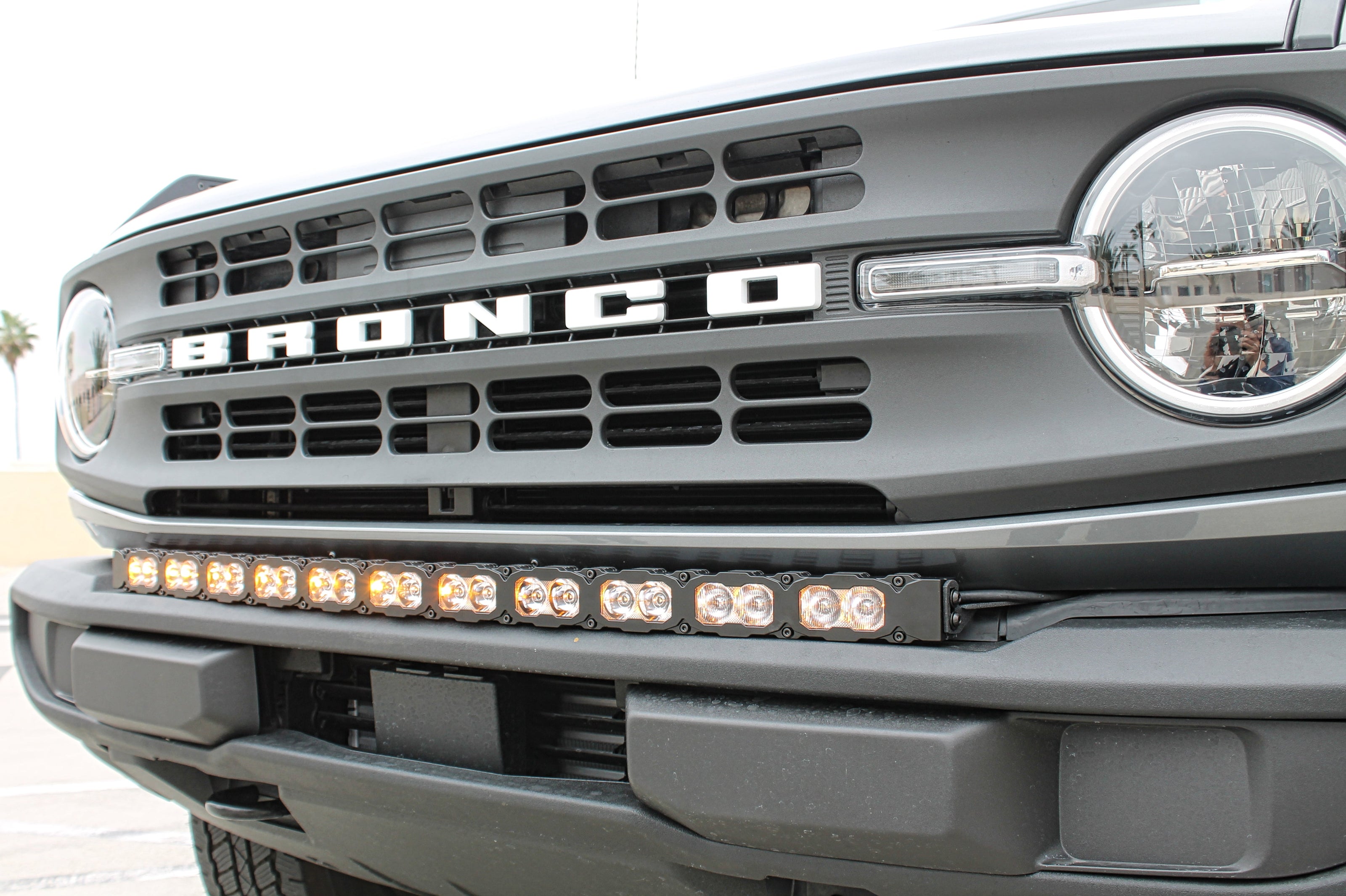 2021+ Ford Bronco Standard Bumper 40in Light Bar - PRO