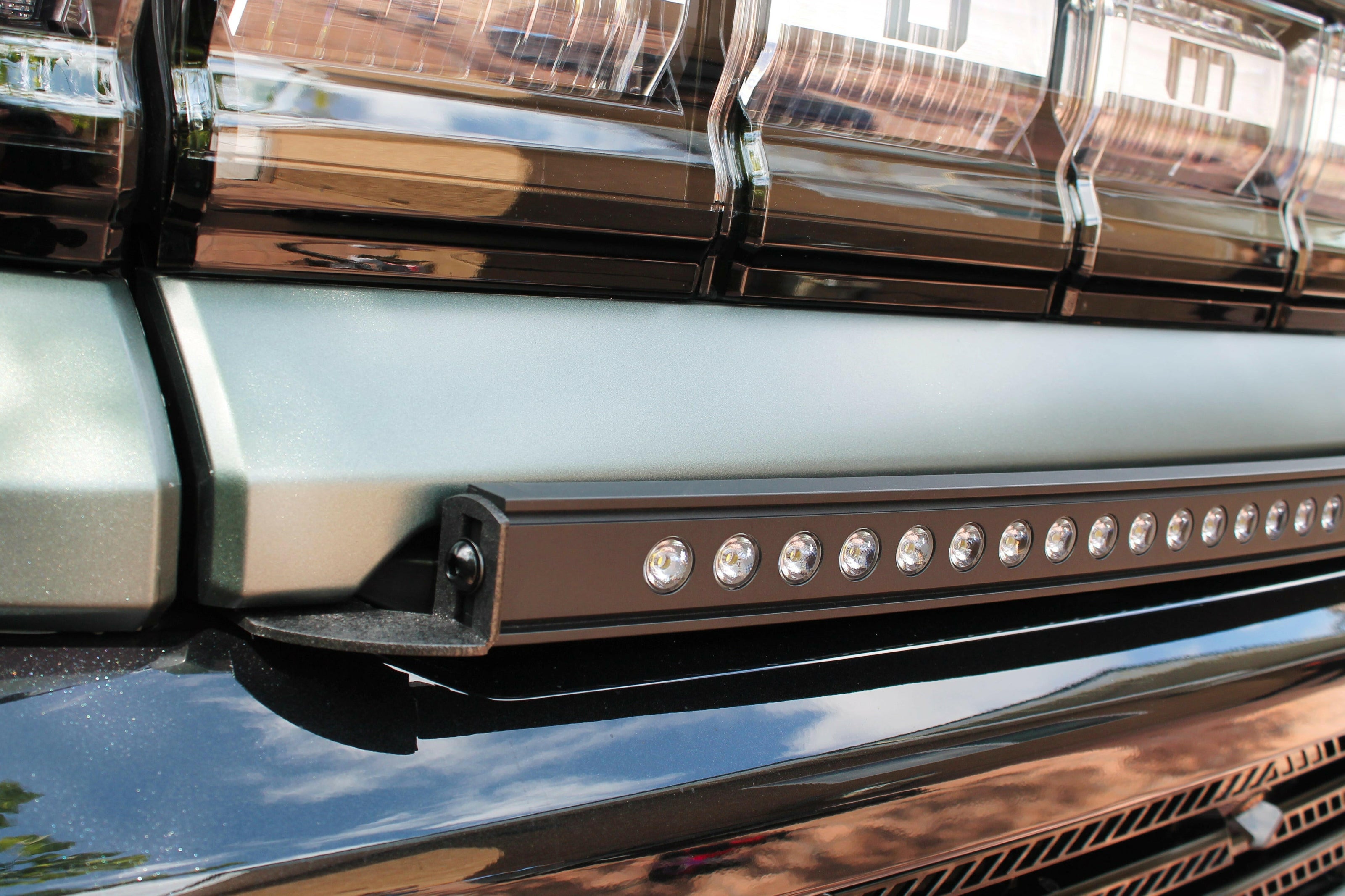 2022+ GMC Hummer EV Bumper 40in Light Bar - Slim