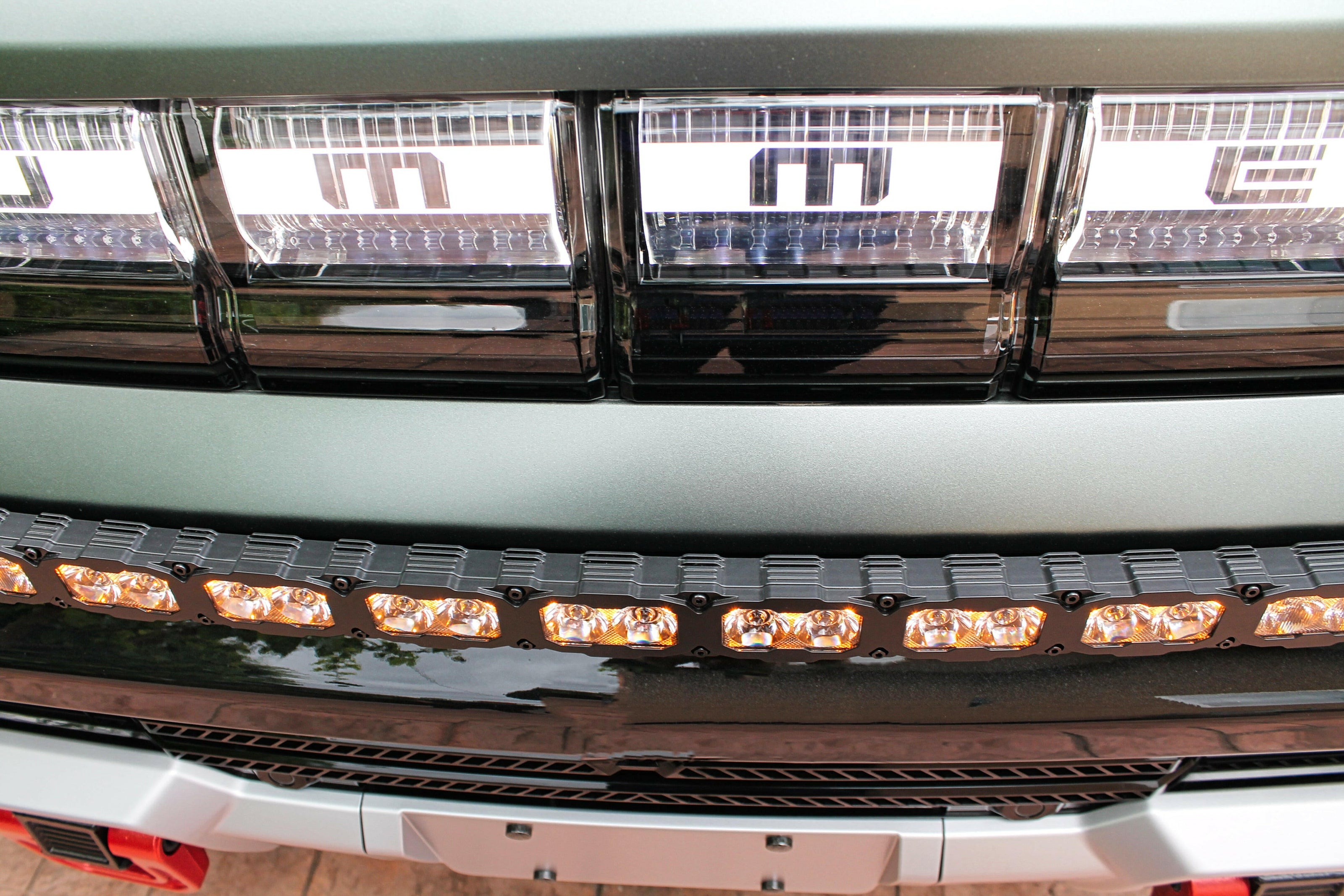 2022+ GMC Hummer EV Bumper 40in Light Bar-PRO