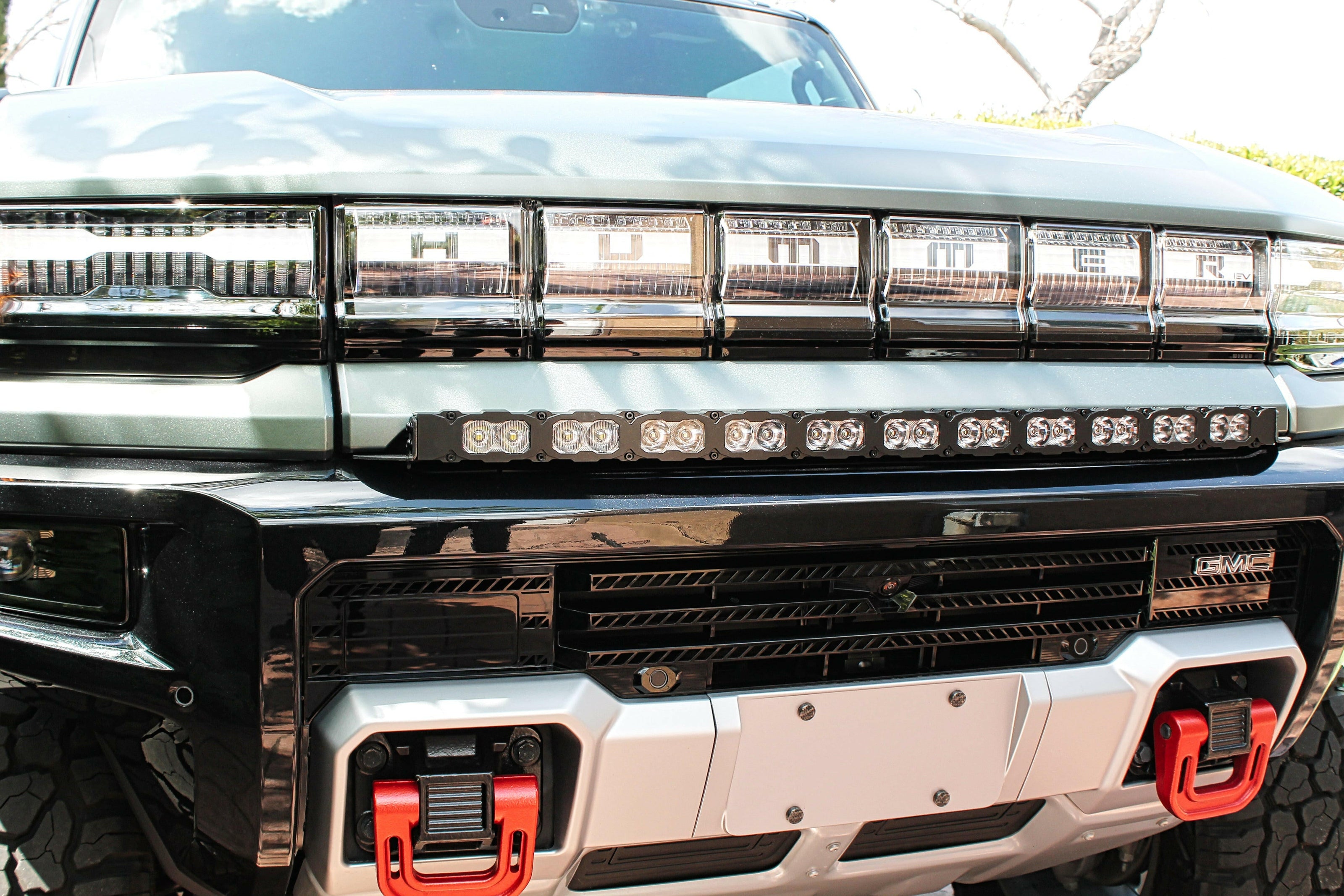 2022+ GMC Hummer EV Bumper 40in Light Bar-PRO