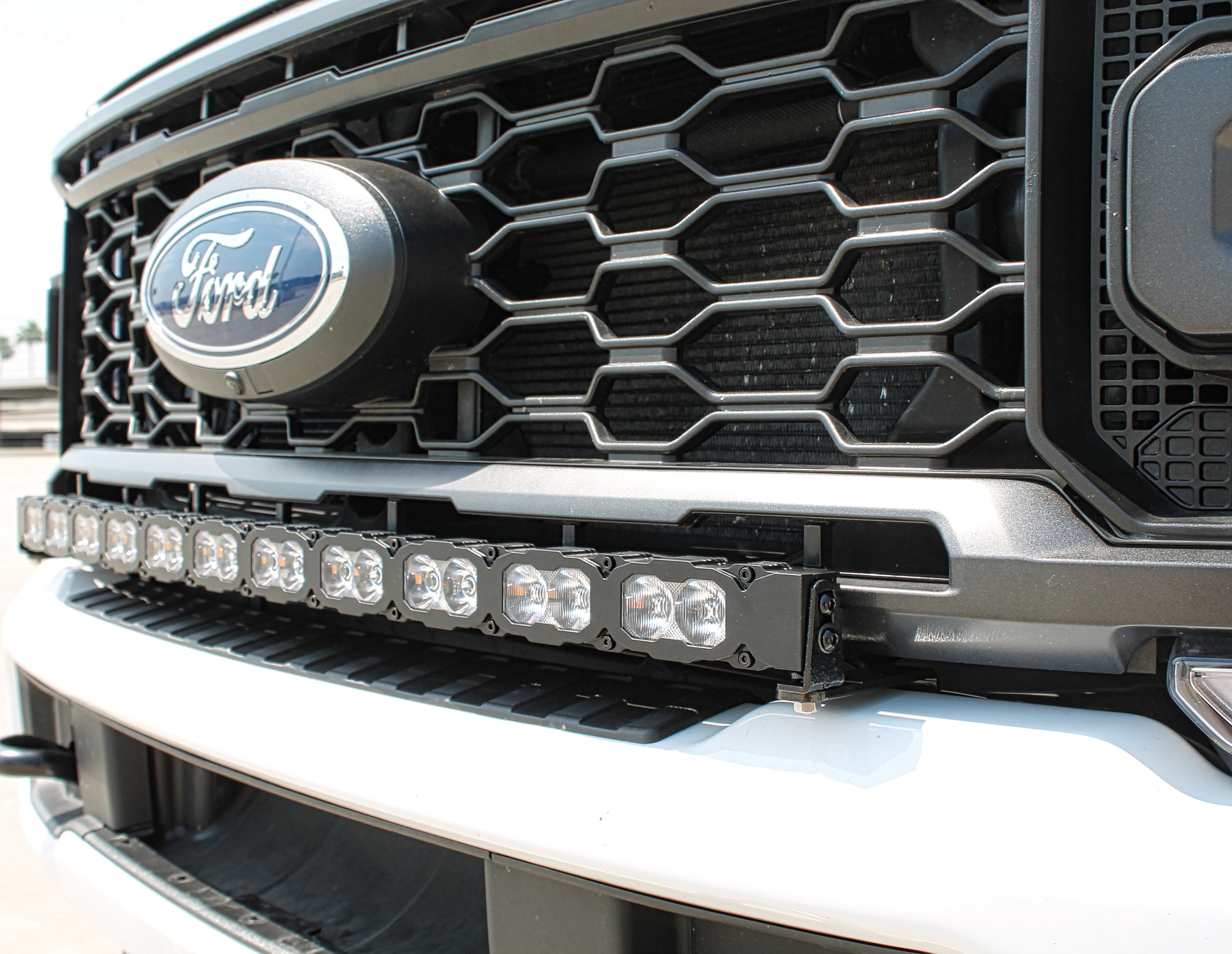 2023+ Ford Super Duty F250/350/450 40in Light Bar - PRO
