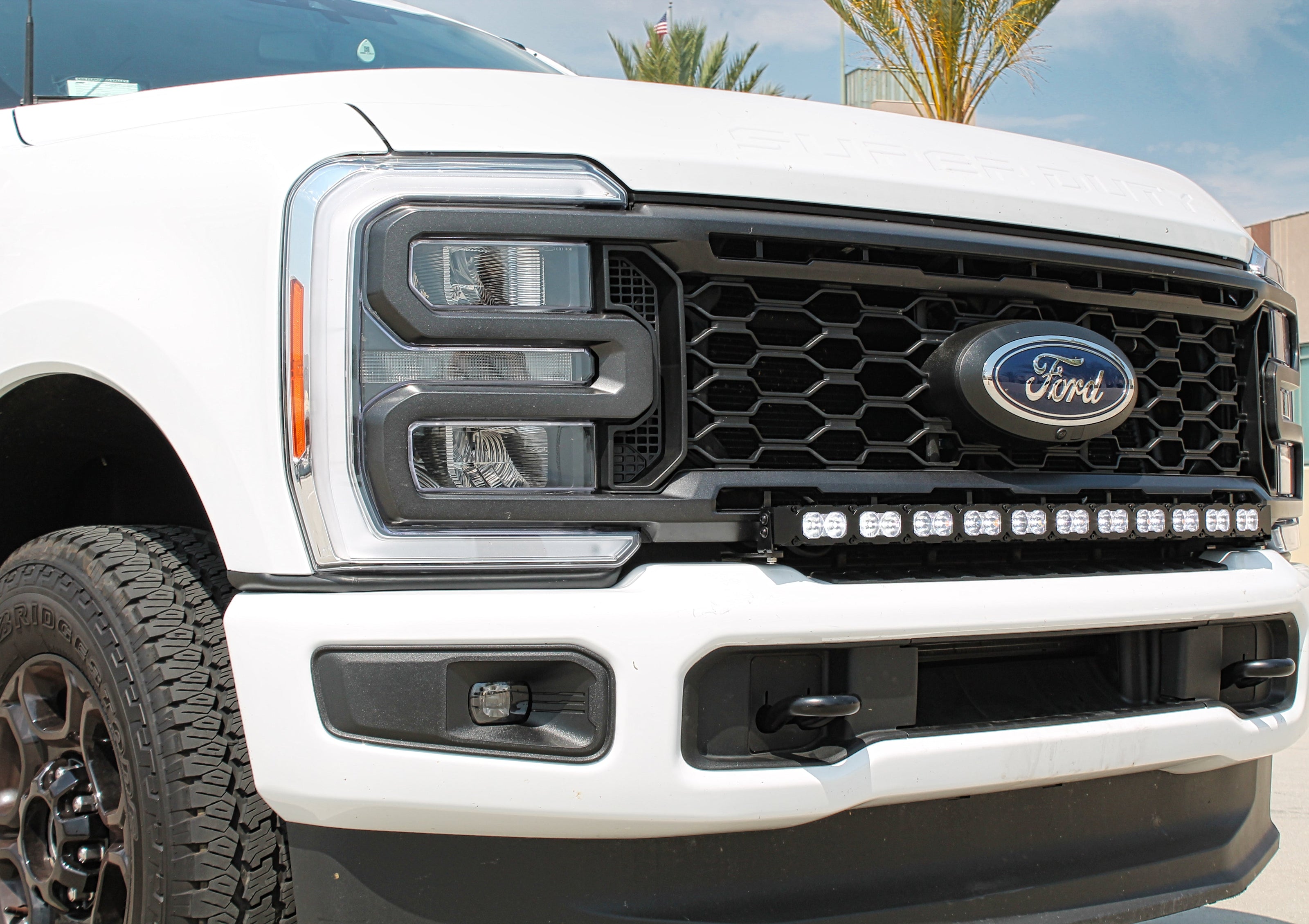 2023+ Ford Super Duty F250/350/450 40in Light Bar - PRO