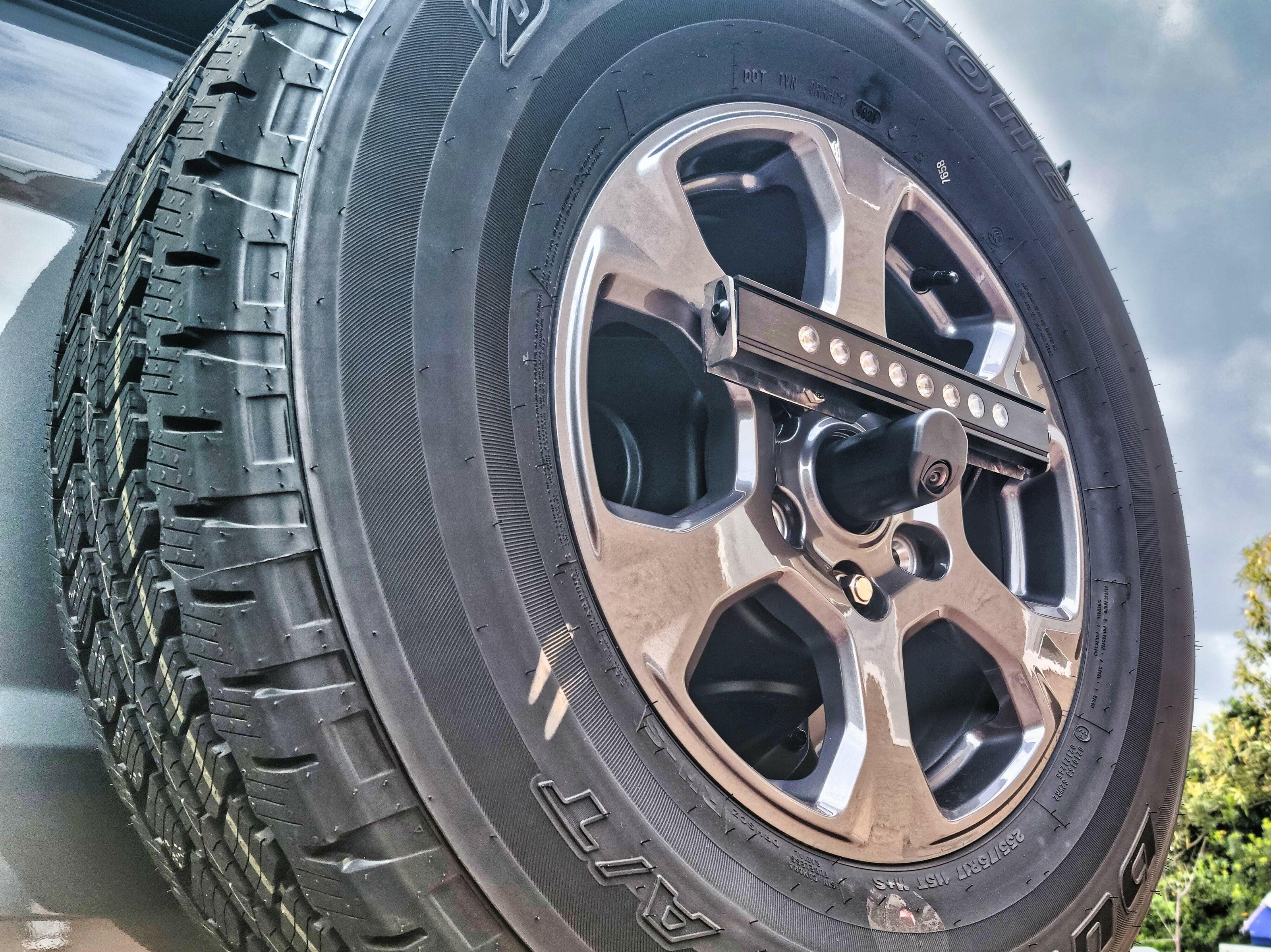 2021+ Ford Bronco Tire Carrier/Reverse/Chase Light Kit