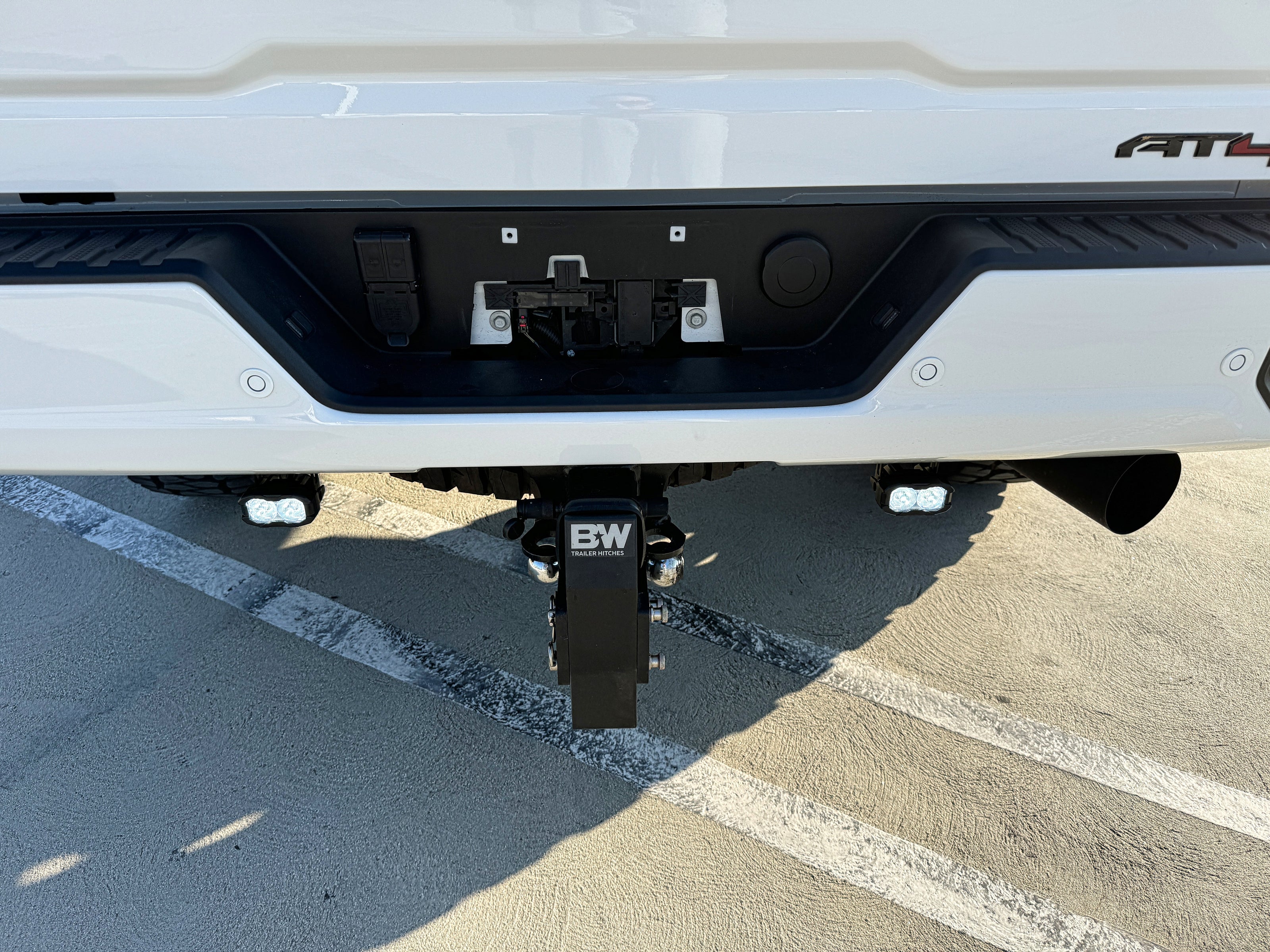 2020+ Sierra 2500/3500 HD Reverse Kit