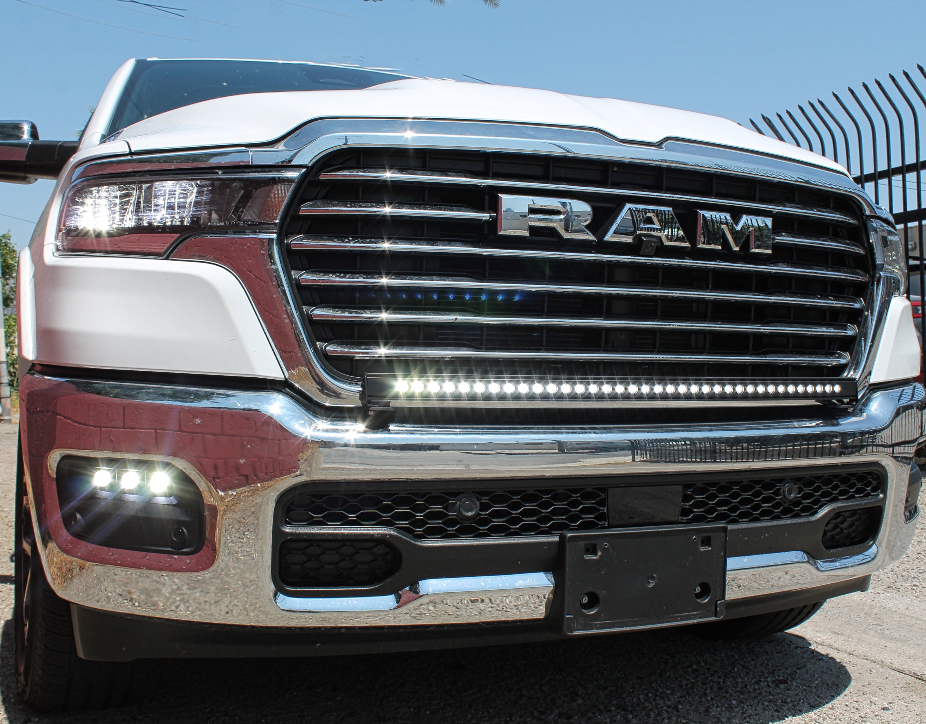 2025+ RAM 1500 Fog Light Kit