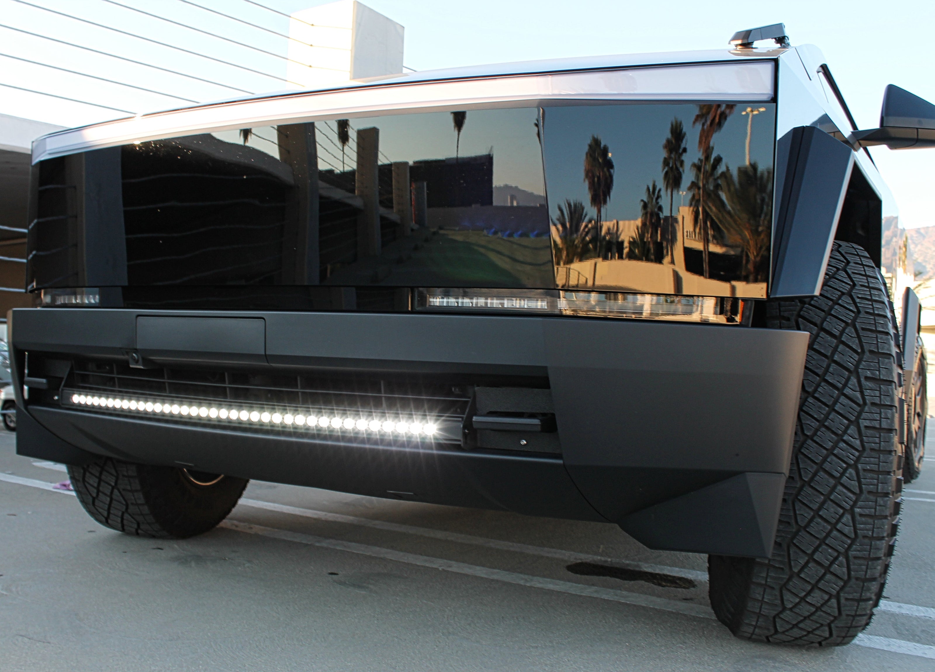 Tesla Cybertruck - Curved 40in Light Bar - Slim