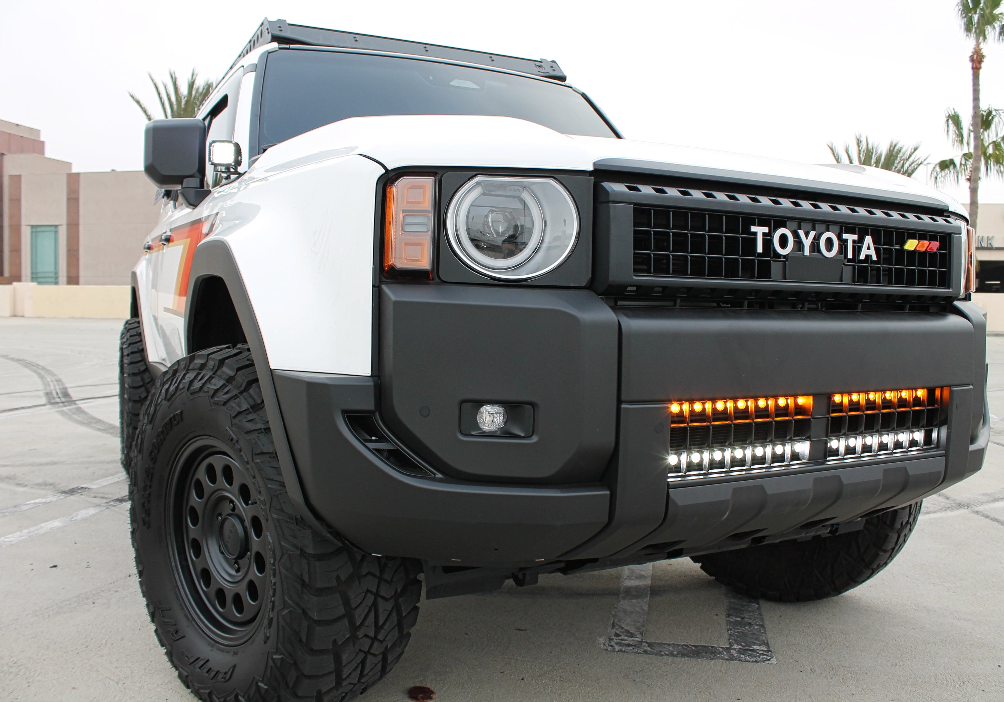 2024+ Toyota Land Cruiser Dual 30s Light Bars - Slim