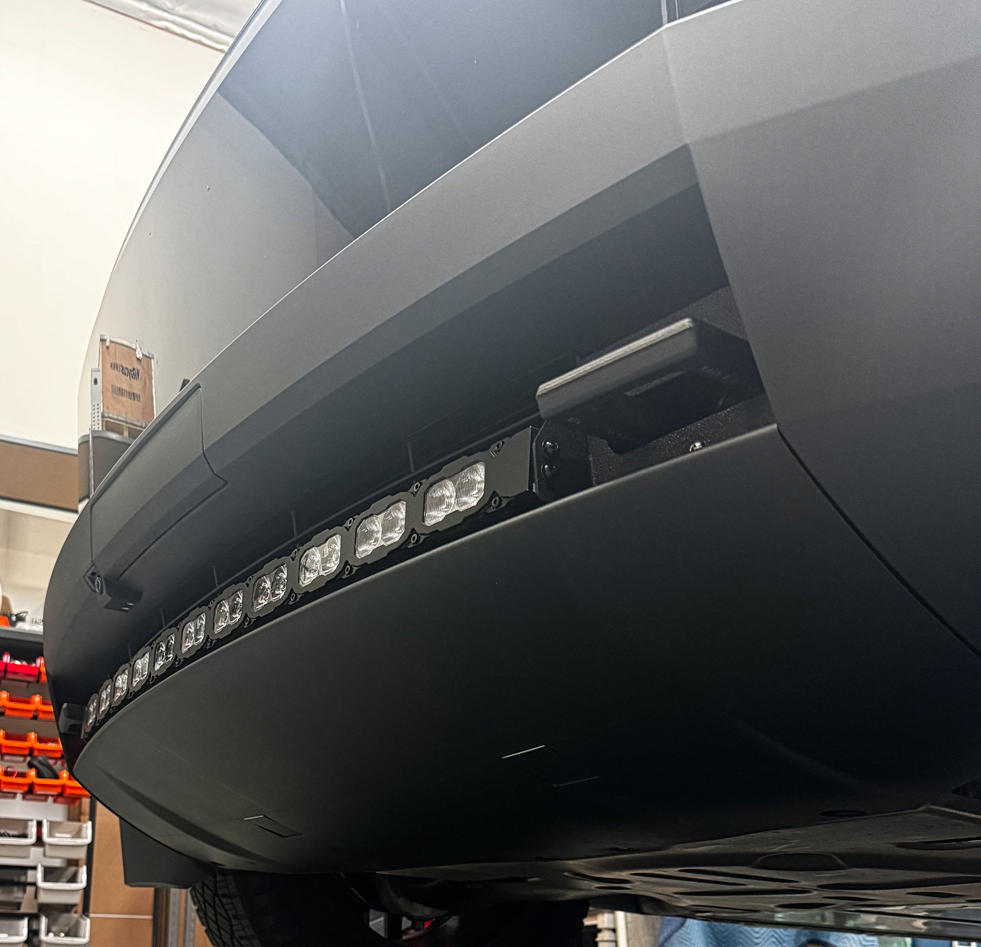 Tesla Cybertruck - Curved 40in Light Bar - PRO