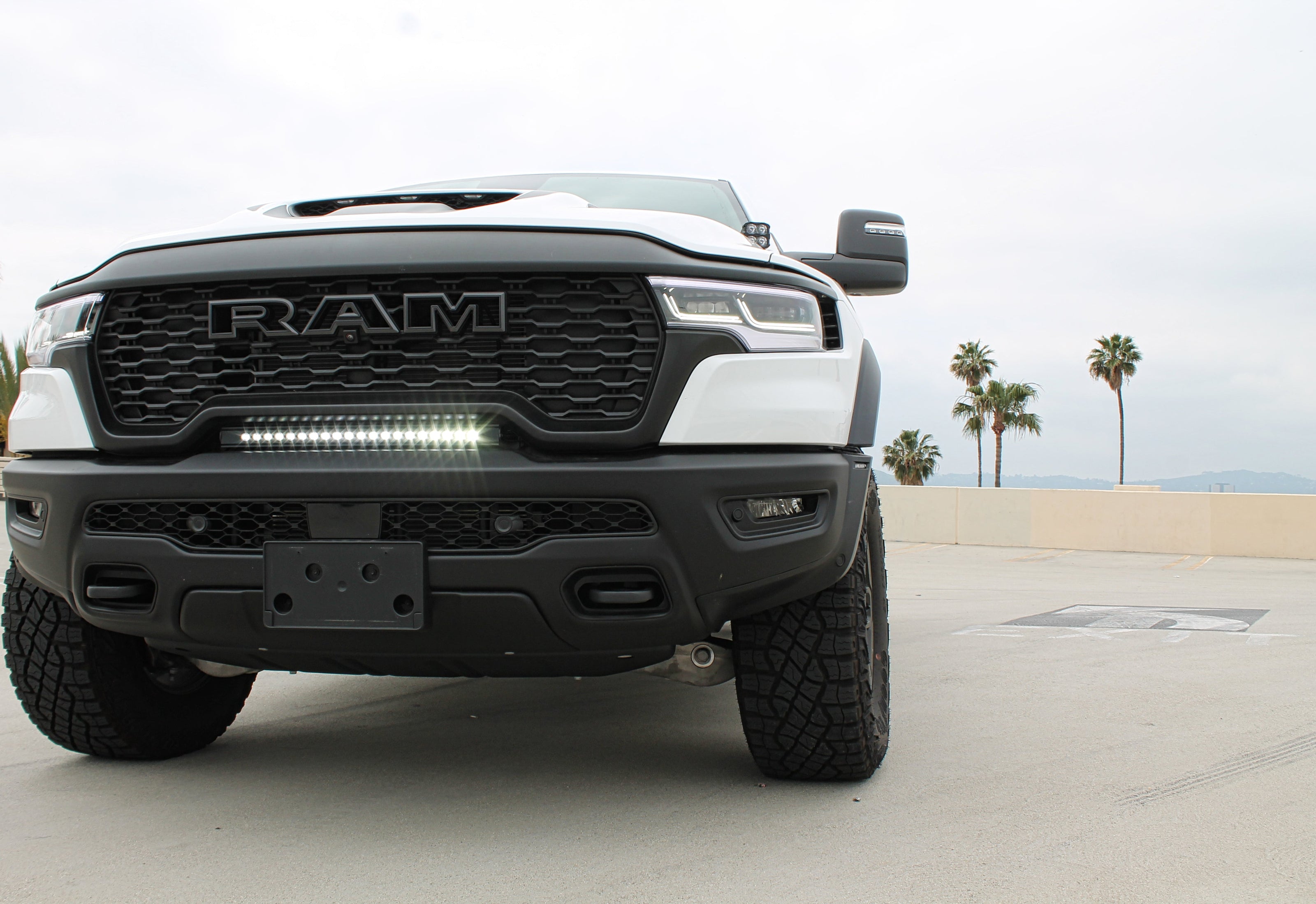 2025+ RAM 1500 RHO 23in Light Bar- Slim