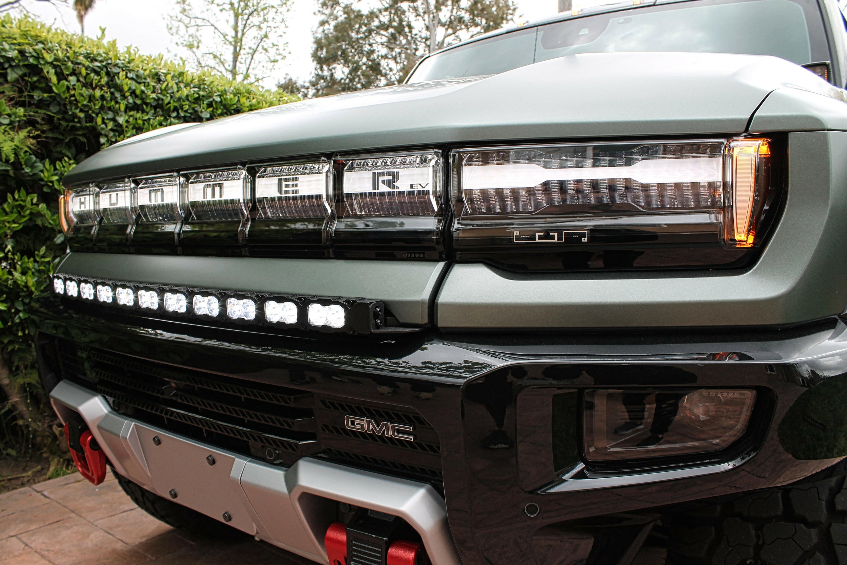 2022+ GMC Hummer EV Bumper 40in Light Bar-PRO