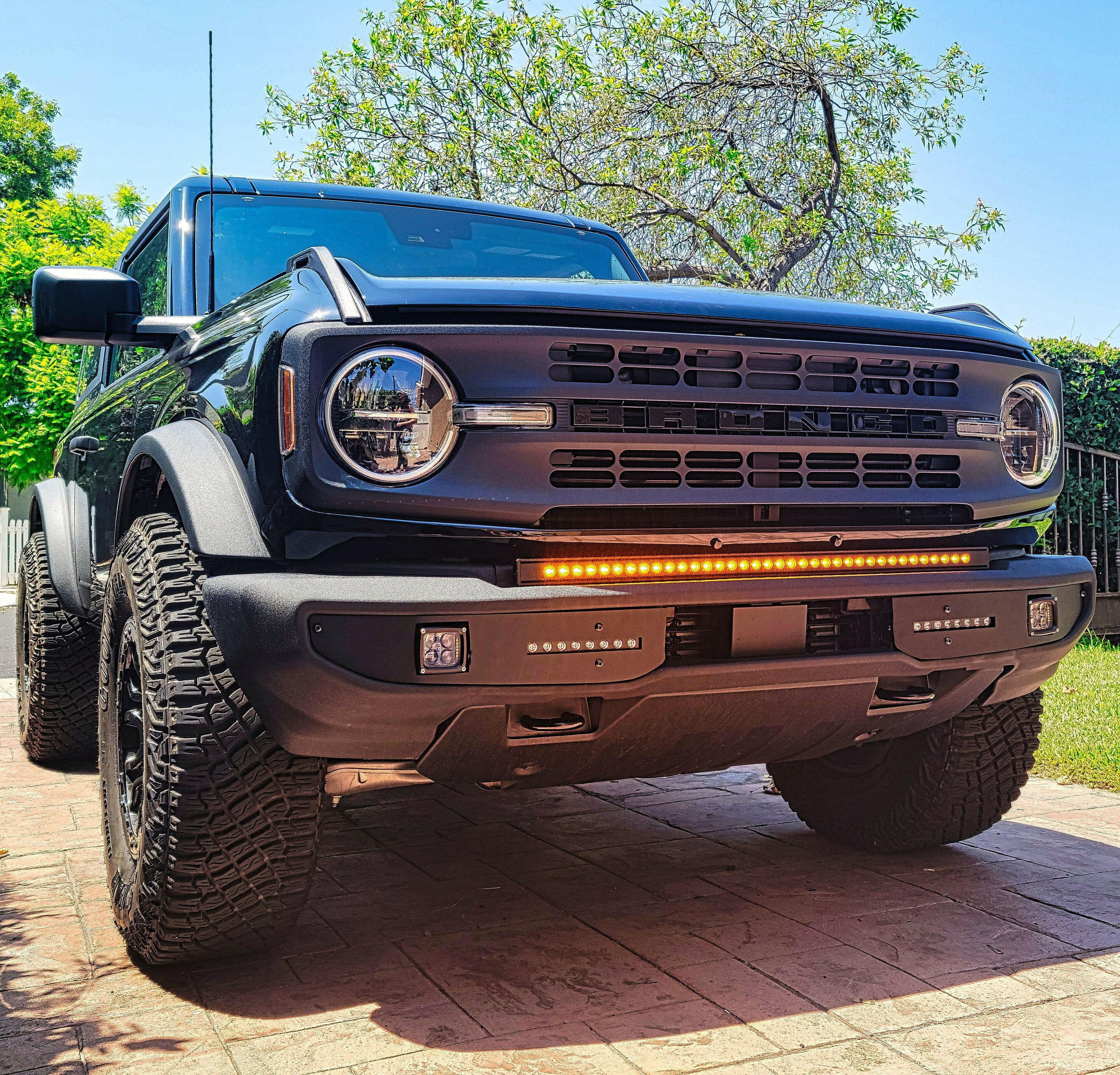2021+ Ford Bronco Standard Bumper 40in Light Bar - Slim