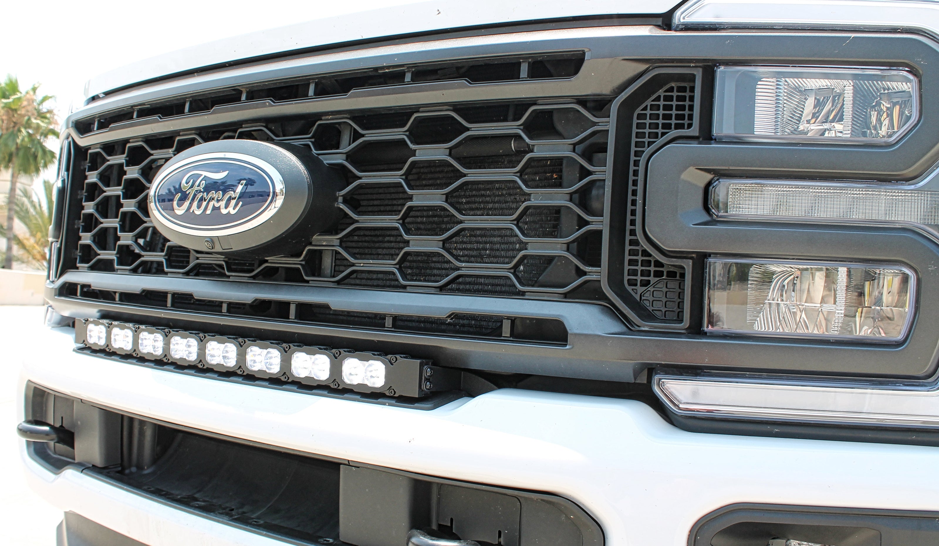 2023+ Ford Super Duty F250/350/450 30in Light Bar - PRO