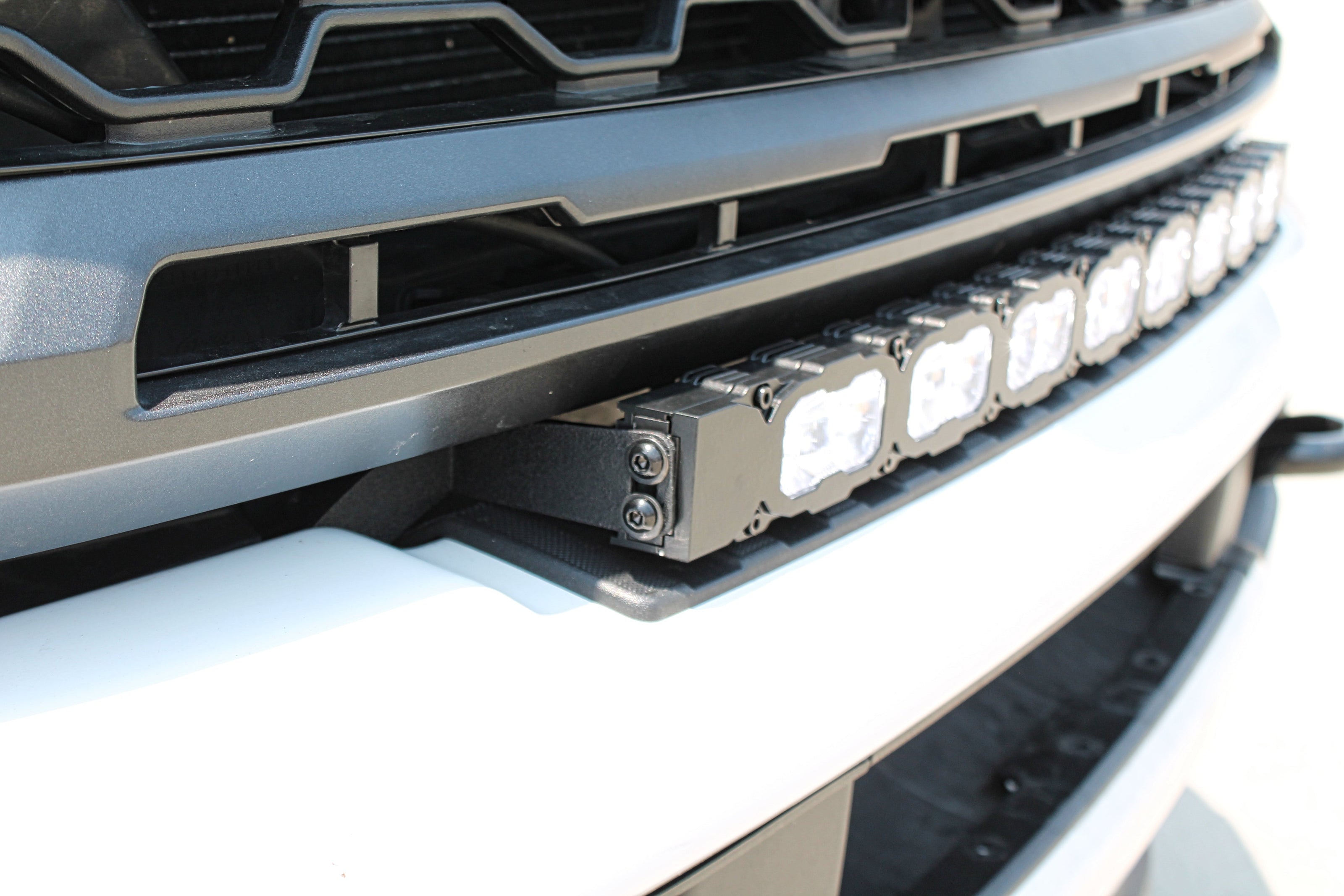 2023+ Ford Super Duty F250/350/450 30in Light Bar - PRO