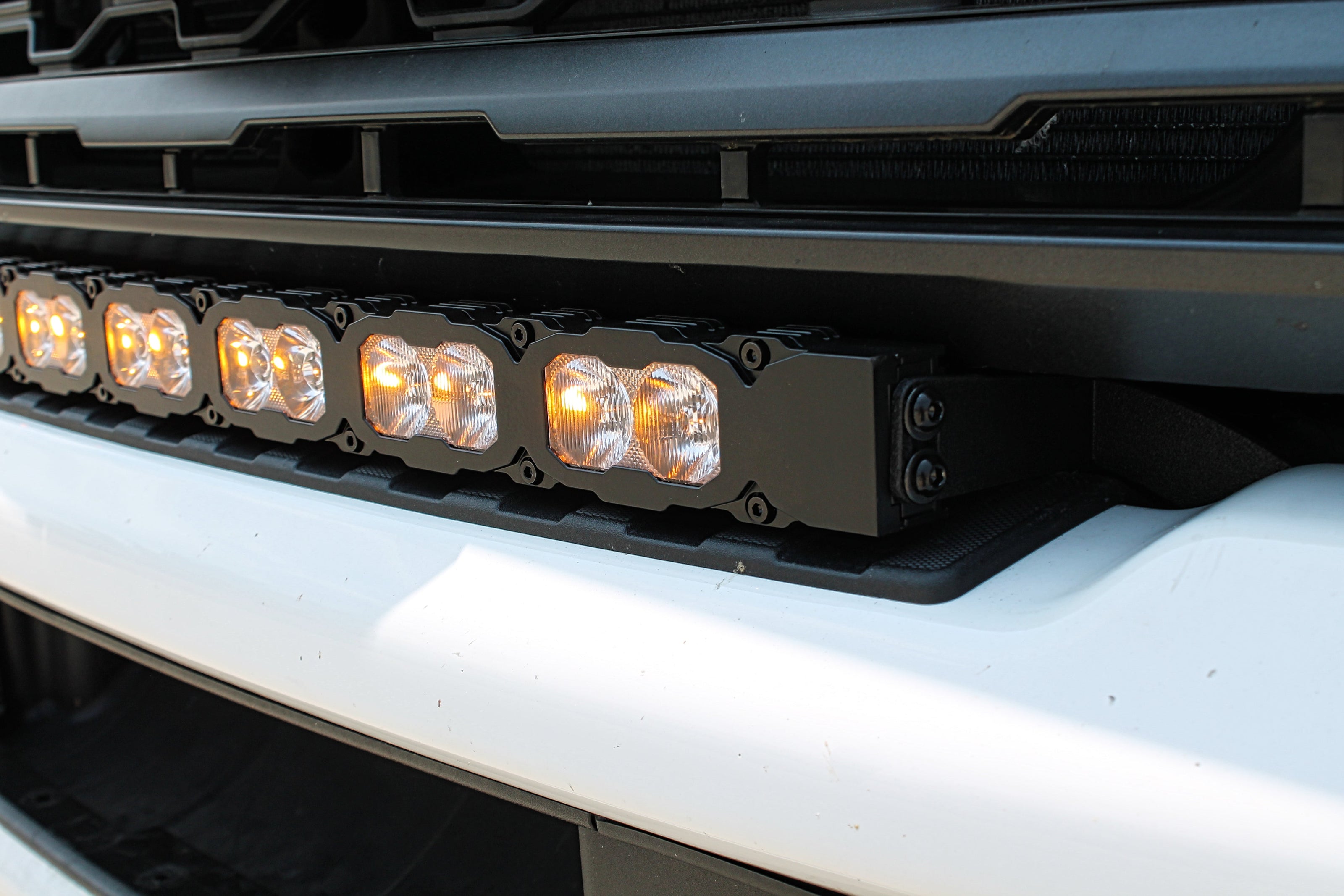 2023+ Ford Super Duty F250/350/450 30in Light Bar - PRO